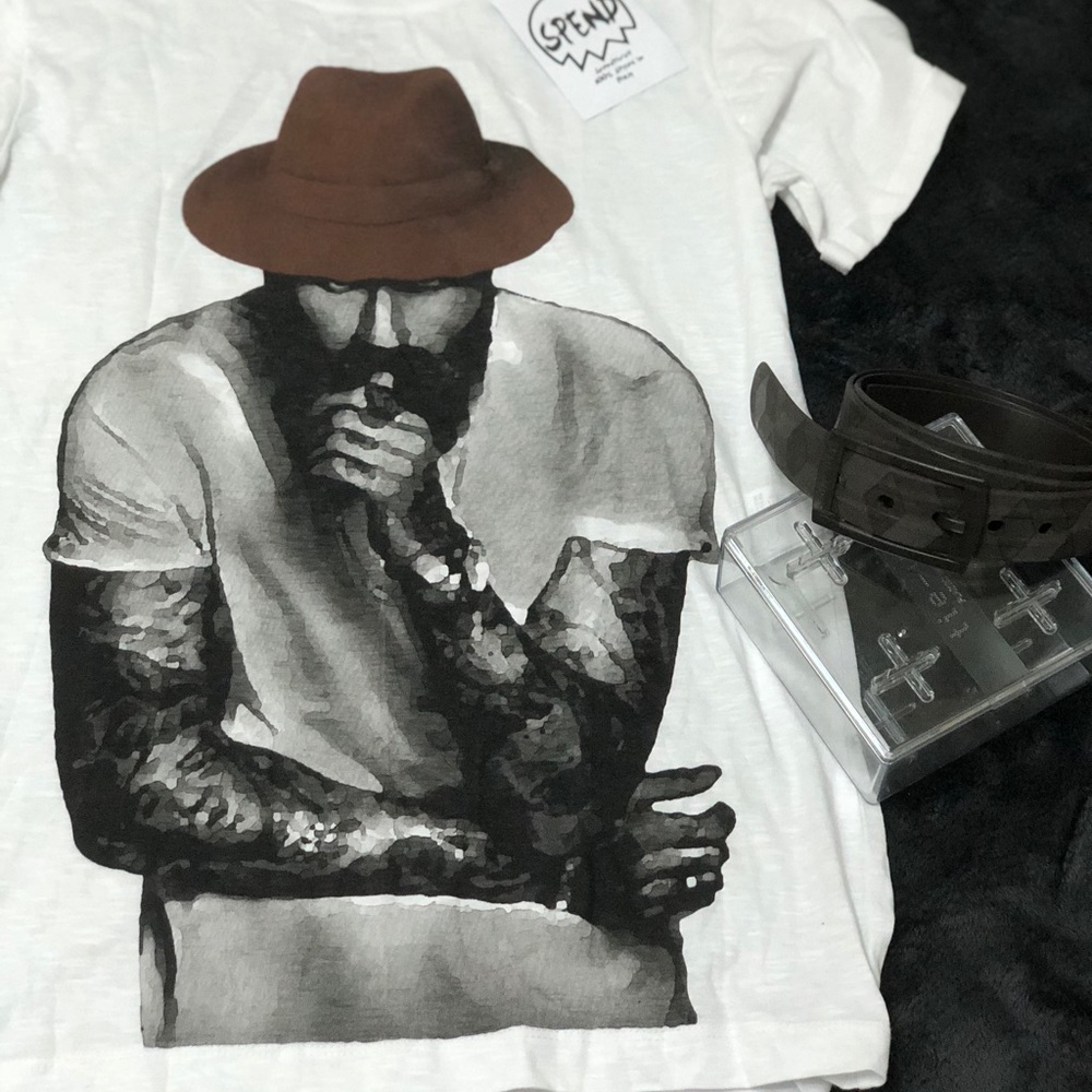 Tee with cool artwork
